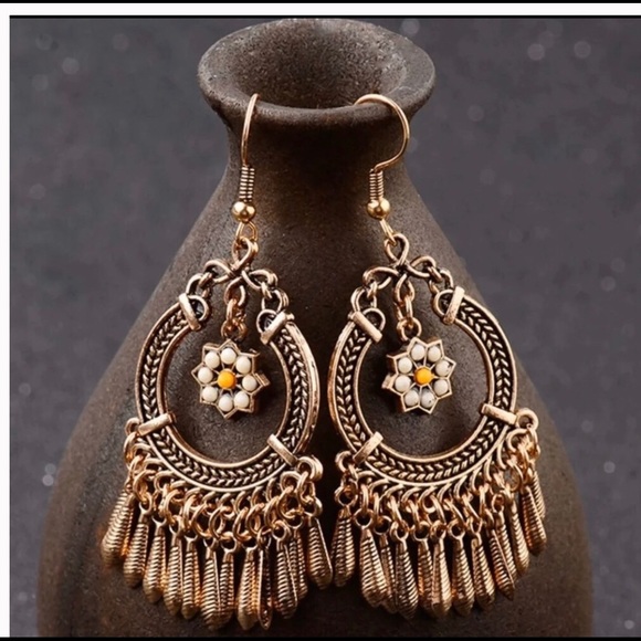 Jewelry - Ethnic Beaded Bangle Earrings Brand new